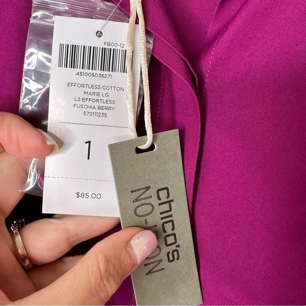 NWT Chico’s No Iron Sateen Purple Fuchsia Berry Marie Button Down Size 1/Small - Picture 3 of 9